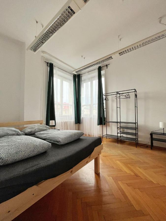 Nice View Rooms In Old Town Cracóvia Exterior foto